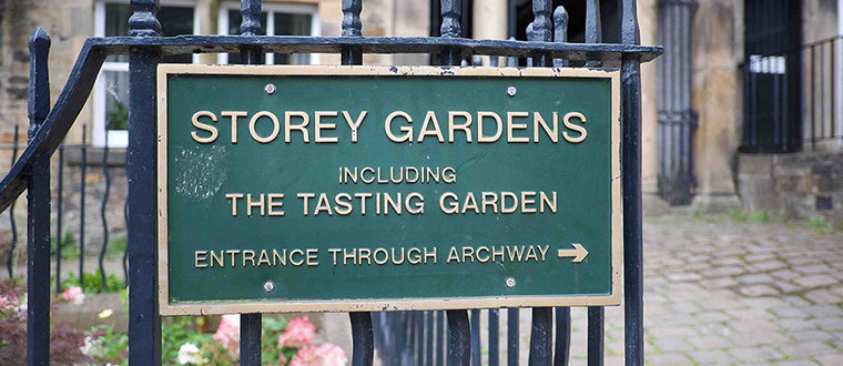 Through the Archway to the Apples and Pears…